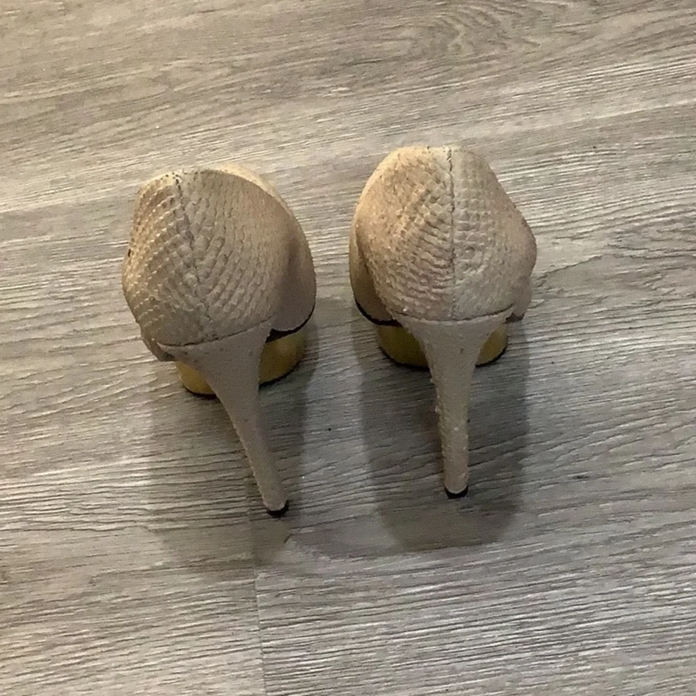 Fergie Tan Close Toe Shoes